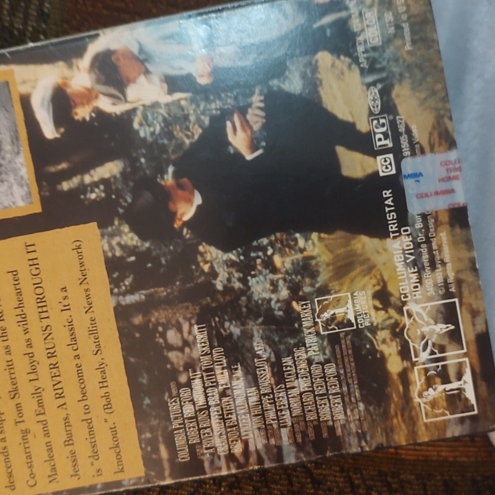 River Runs Through It DVD Tape 📼 - Picture 5 of 5